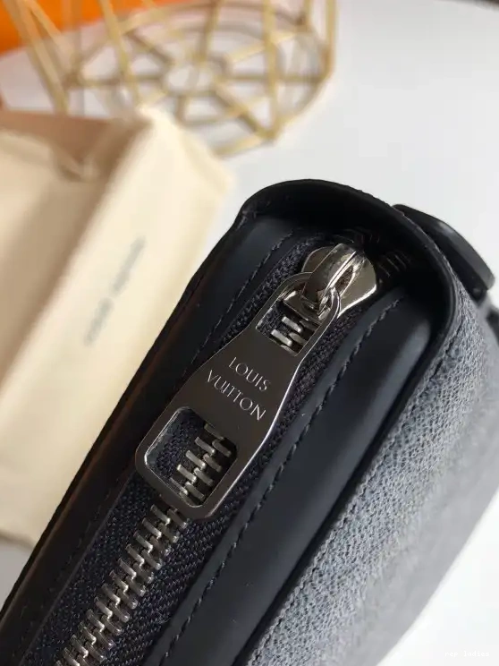 Cheap Louis Vuitton XL ZIPPY WALLET 0701